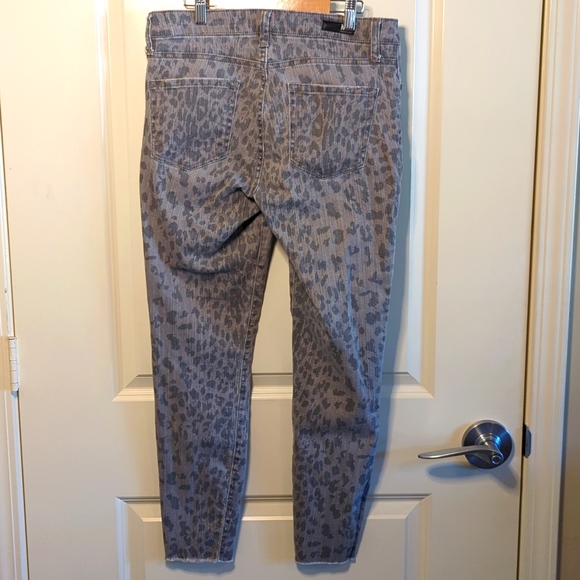 KUT from the Kloth Connie Leopard Print High Waist Ankle Skinny Jeans Size 6 - Picture 2 of 11